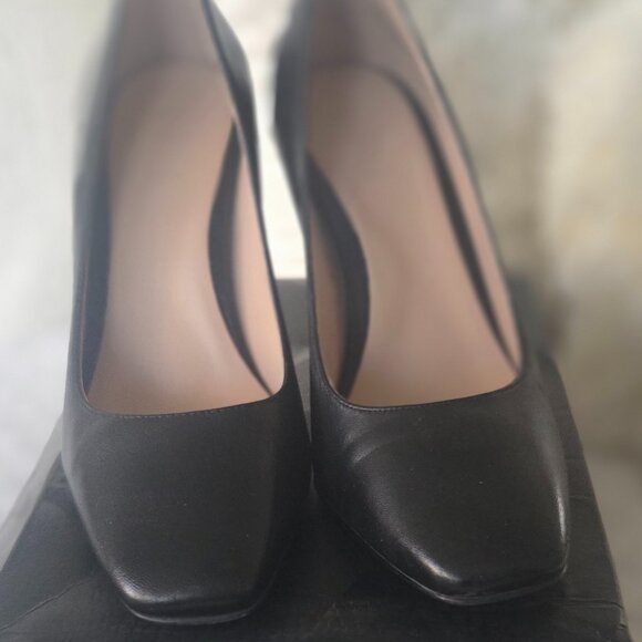 Nine West Squared toe natrural leather & Patent heels - Picture 2 of 3